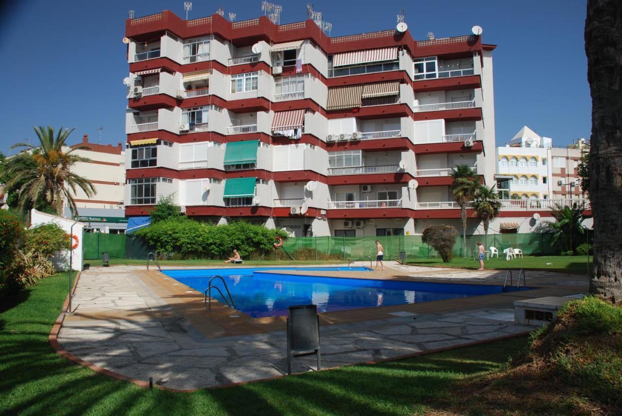 Mini Penthouse Close To With Seaviews Apartment Nerja